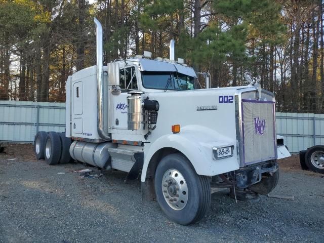 1994 Kenworth Construction W900