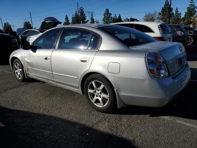 2002 Nissan Altima Base