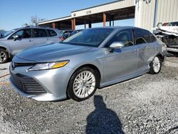 2018 Toyota Camry Hybrid en venta en Riverview, FL