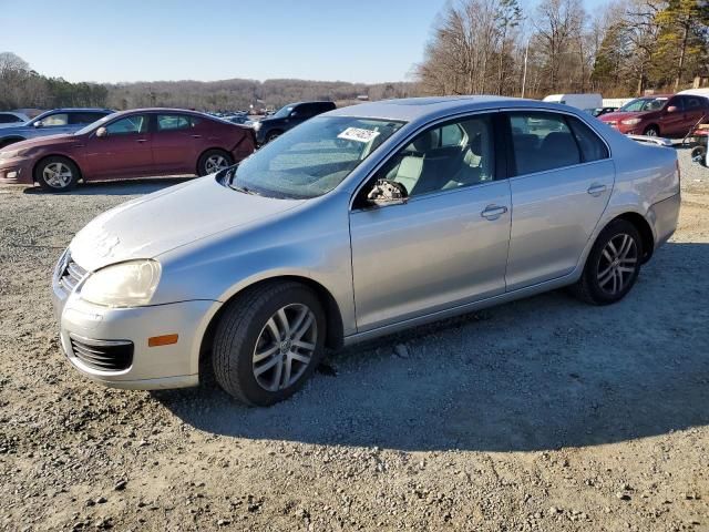 2005 Volkswagen New Jetta 2.5L Option Package 1