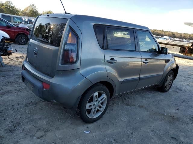 2011 KIA Soul +