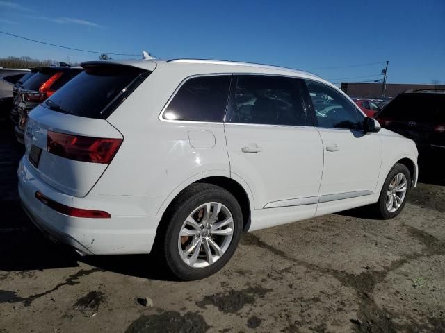 2019 Audi Q7 Premium Plus