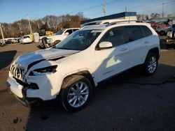 Salvage SUVs for sale at auction: 2017 Jeep Cherokee Limited