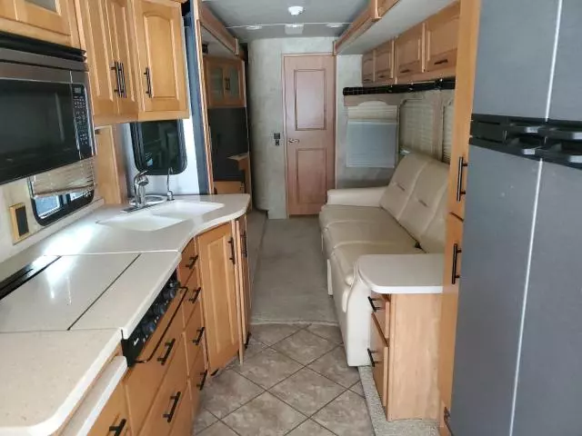 2007 Freightliner Chassis X Line Motor Home