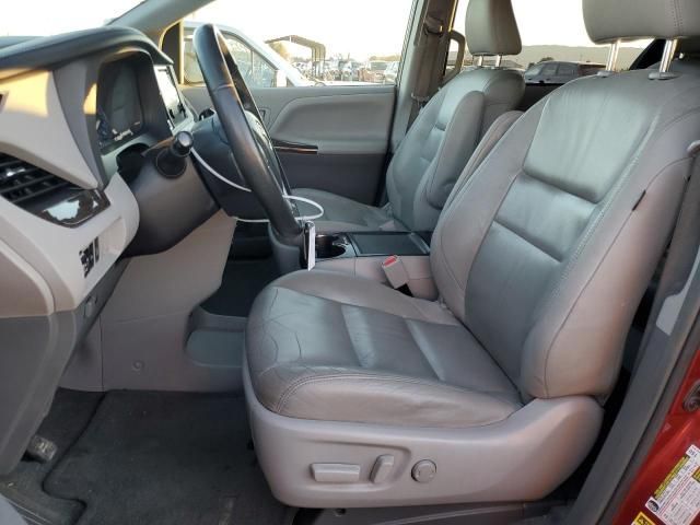 2015 Toyota Sienna XLE