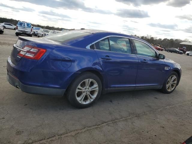 2015 Ford Taurus SE