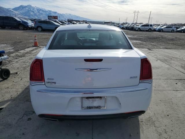 2018 Chrysler 300 Touring