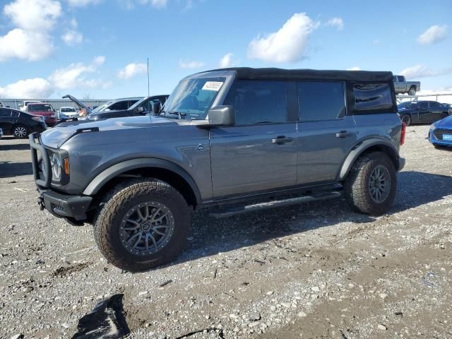 2021 Ford Bronco Base