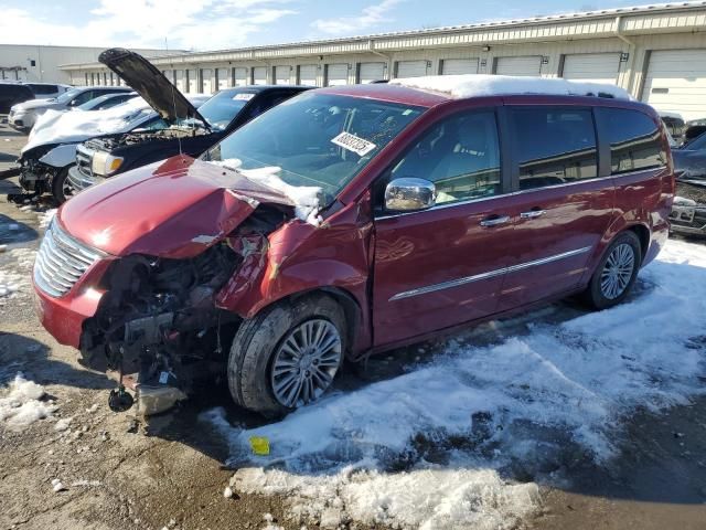 2015 Chrysler Town & Country Touring L