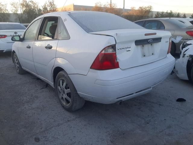 2005 Ford Focus ZX4