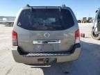 2005 Nissan Pathfinder LE