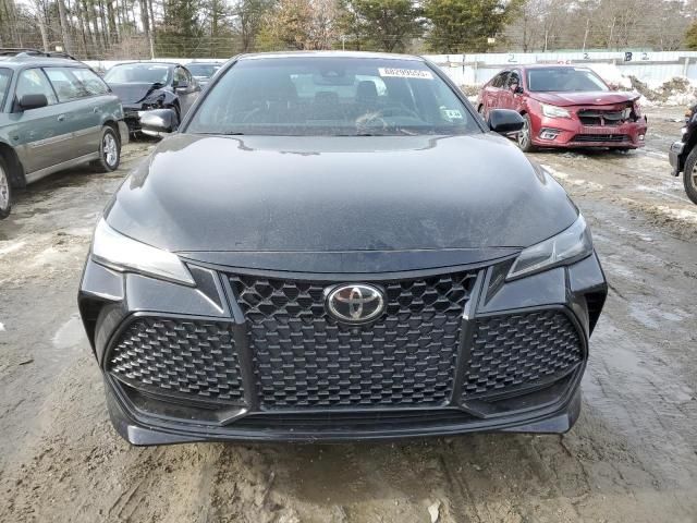 2019 Toyota Avalon XLE