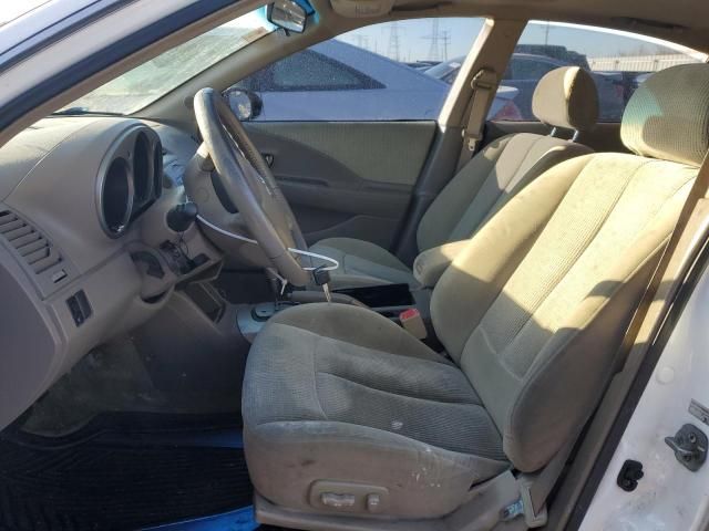 2003 Nissan Altima Base