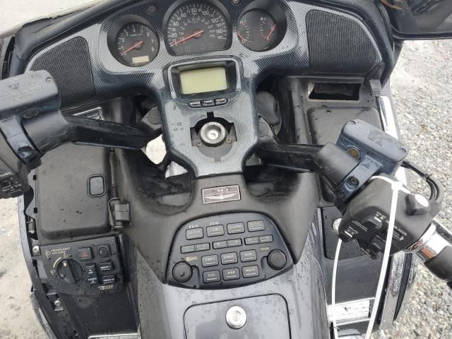 2005 Honda GL1800