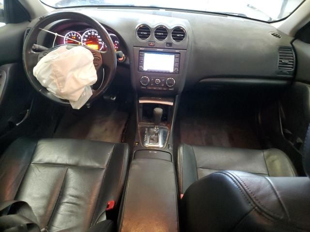 2011 Nissan Altima Base