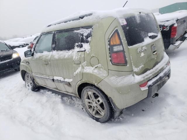 2010 KIA Soul +