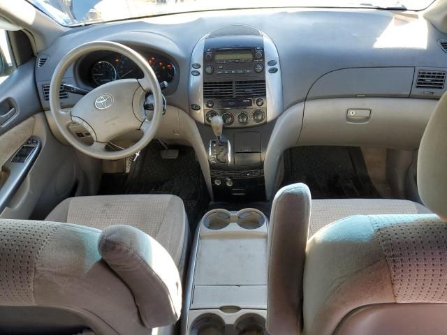 2008 Toyota Sienna LE