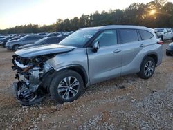 Salvage cars for sale at Eight Mile, AL auction: 2022 Toyota Highlander XLE