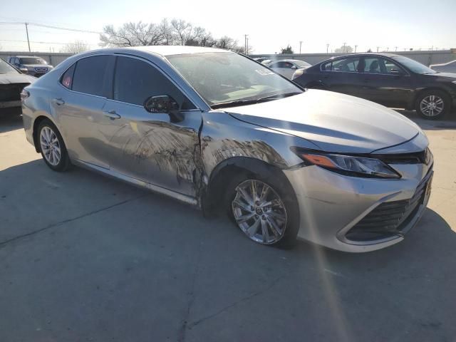 2022 Toyota Camry LE