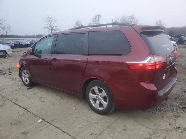 2015 Toyota Sienna LE