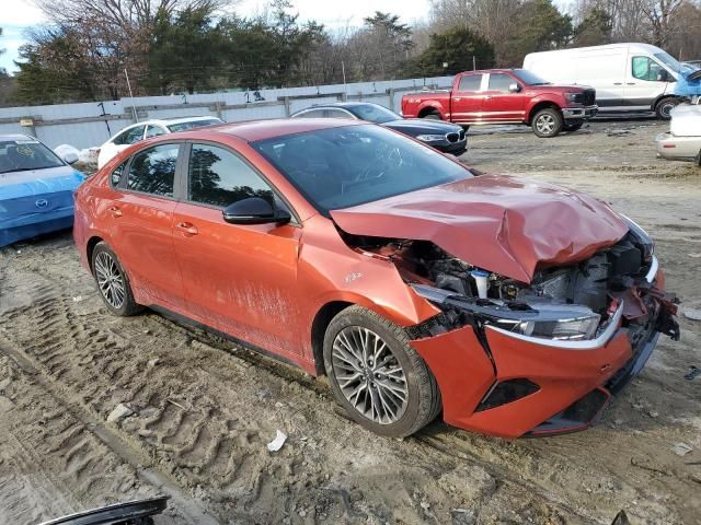 2023 KIA Forte GT Line