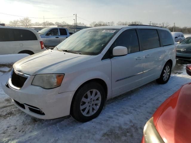 2013 Chrysler Town & Country Touring