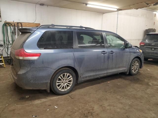 2014 Toyota Sienna XLE