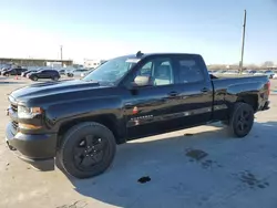 Camiones dañados por granizo a la venta en subasta: 2017 Chevrolet Silverado C1500 Custom