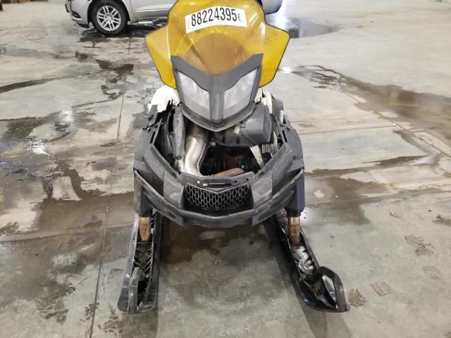 2016 Skidoo Snowmobile