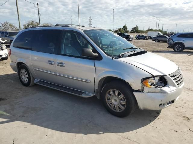 2006 Chrysler Town & Country Touring