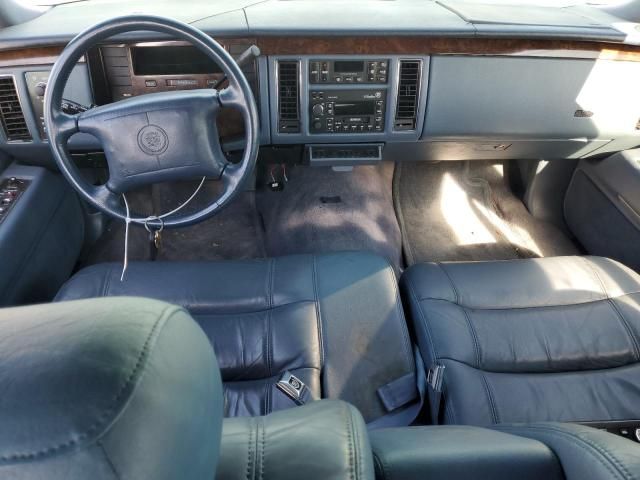 1996 Cadillac Fleetwood Base