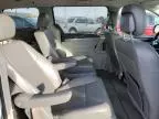 2012 Volkswagen Routan SE