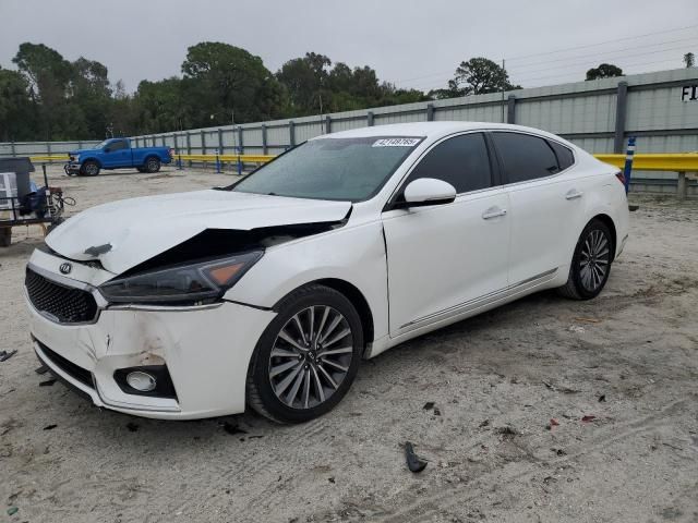 2018 KIA Cadenza Premium