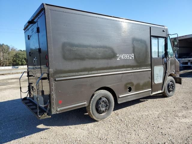 2009 Freightliner Chassis M Line WALK-IN Van