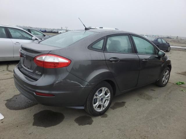 2015 Ford Fiesta SE