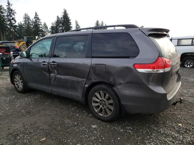 2013 Toyota Sienna XLE