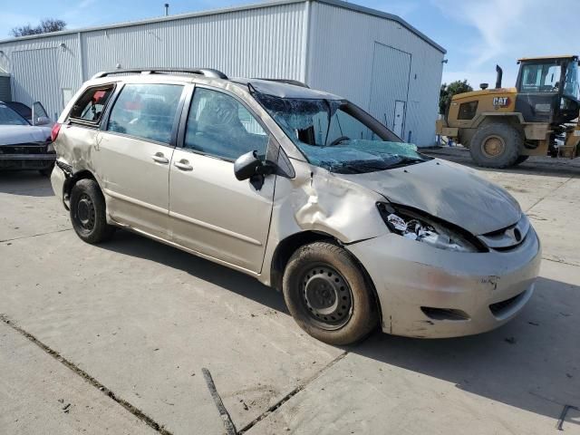 2010 Toyota Sienna CE