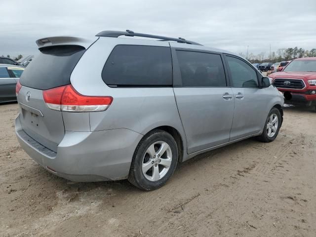 2014 Toyota Sienna LE