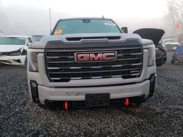 2024 GMC Sierra K2500 AT4