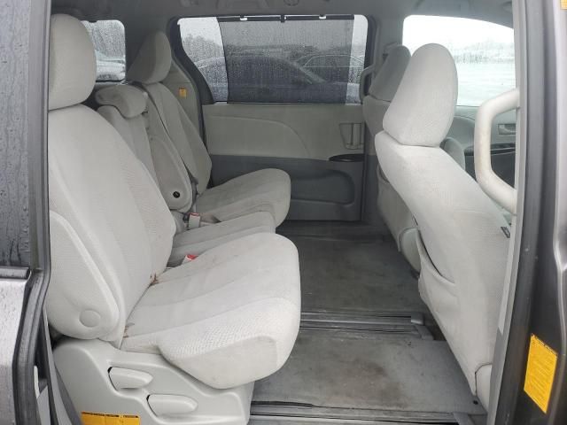 2012 Toyota Sienna LE