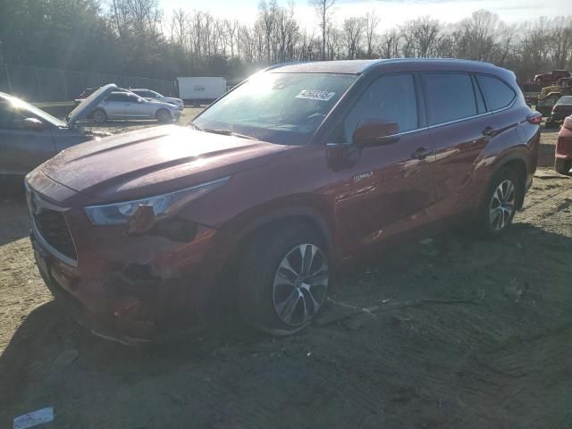 2020 Toyota Highlander Hybrid XLE