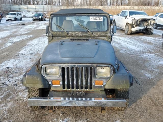 1995 Jeep Wrangler / YJ SE