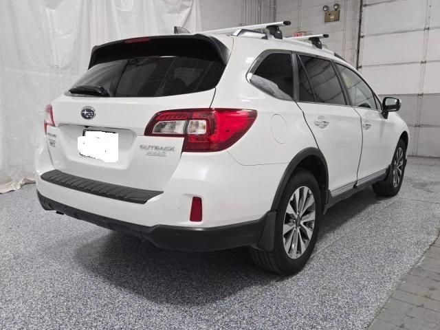 2017 Subaru Outback Touring