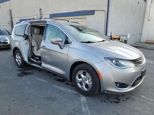 2019 Chrysler Pacifica Hybrid Touring L