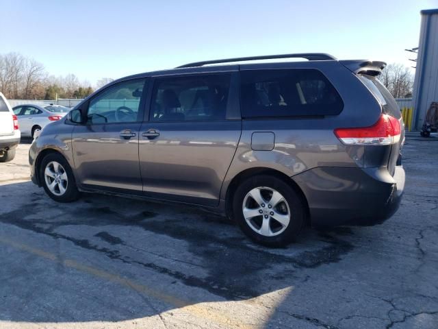 2012 Toyota Sienna LE