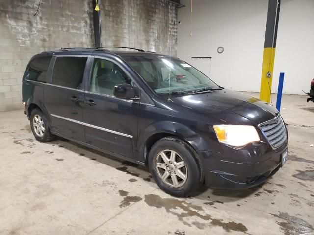 2009 Chrysler Town & Country Touring