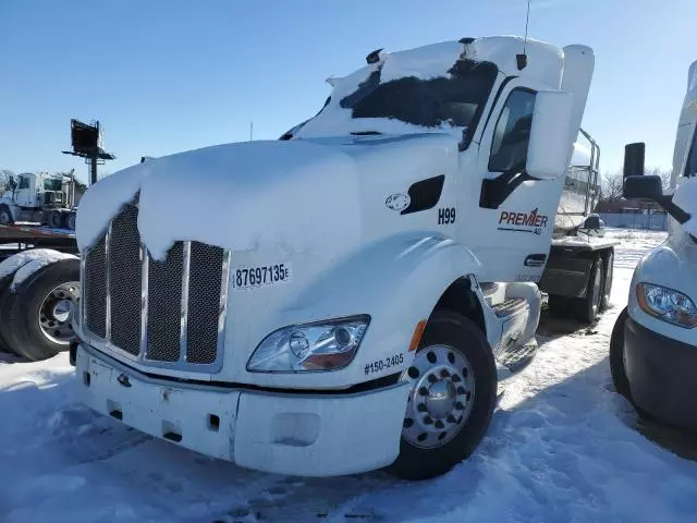 2015 Peterbilt 579