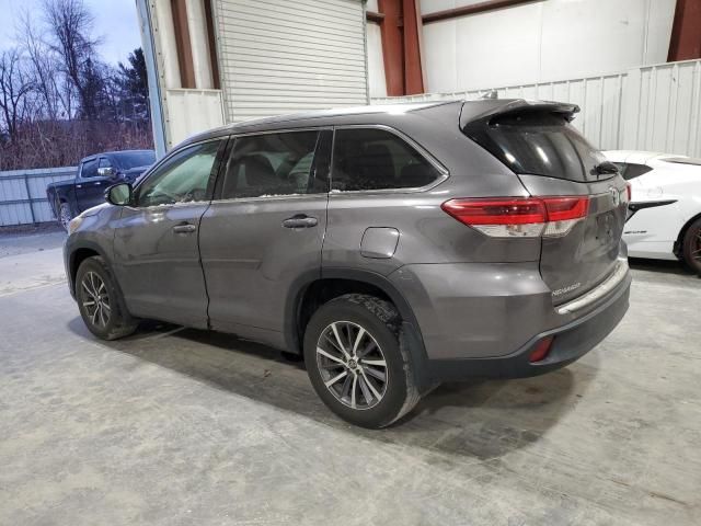 2018 Toyota Highlander SE