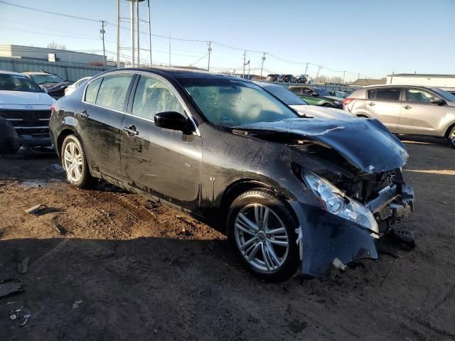 2015 Infiniti Q40