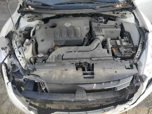 2010 Nissan Altima Base